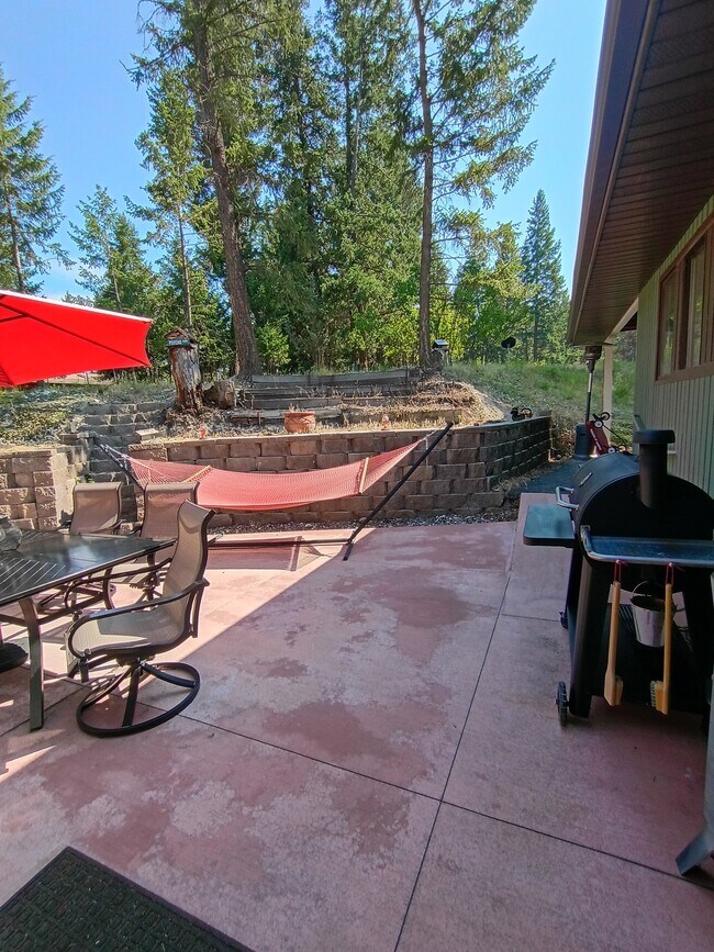 Photo - 360 Stoner Creek Rd