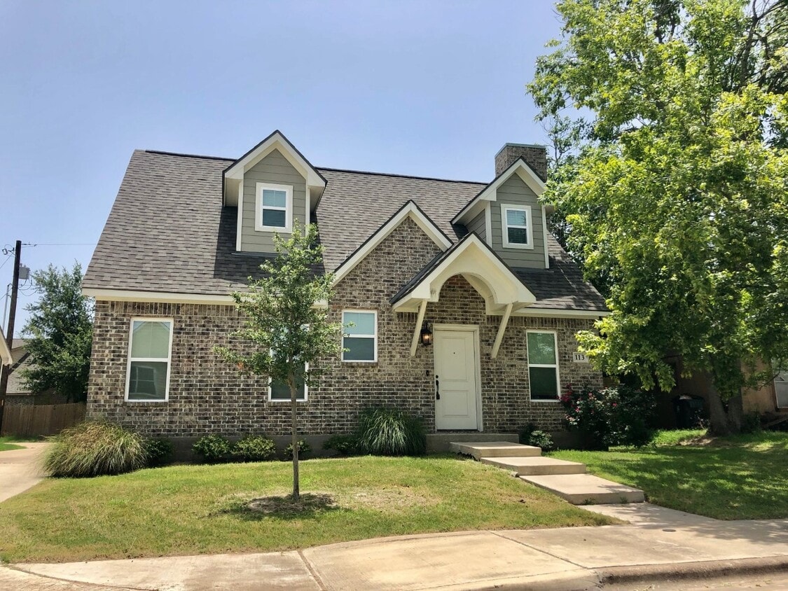 Photo - 113 Ehlinger Dr (Bryan, TX)