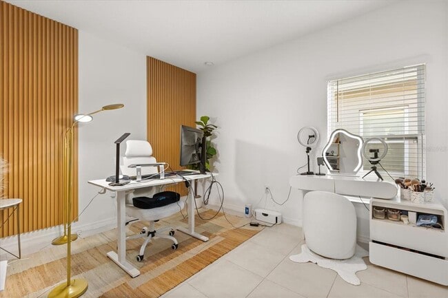 Photo - 375 Pink Ibis Bnd