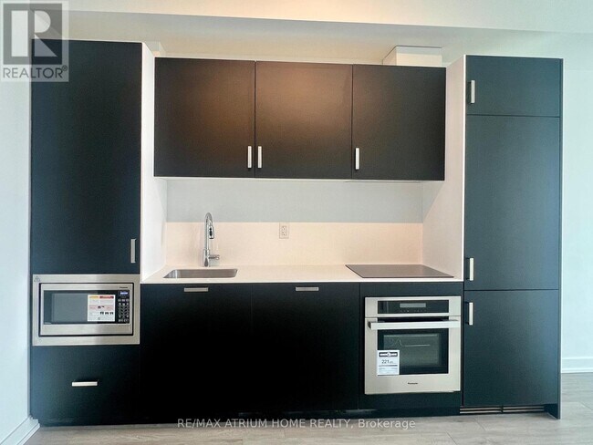 Photo - 88 Queen St E Unit 4705