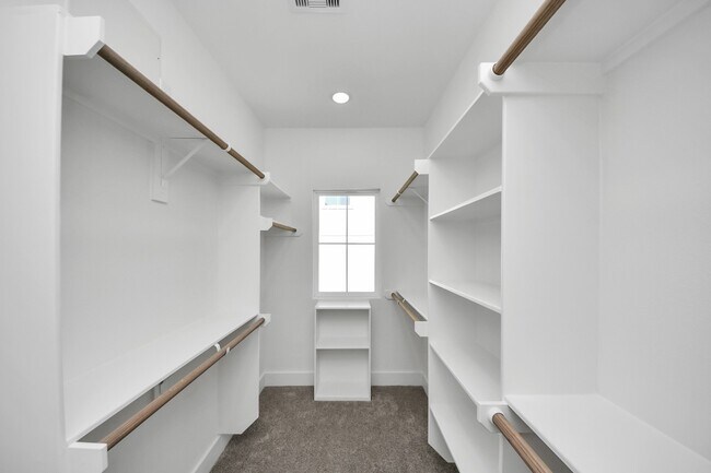 Building Photo - 2432 Harrington St