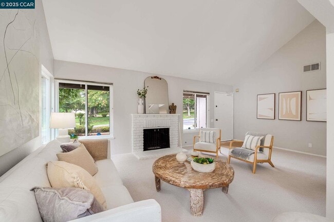 Photo - 4695 S Larwin Ave