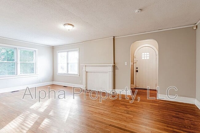 Photo - 102 Harvard Dr