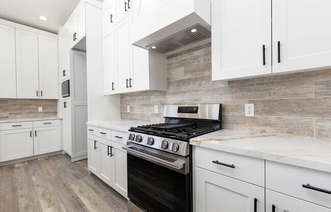 Photo - 163 W Ridge Rd