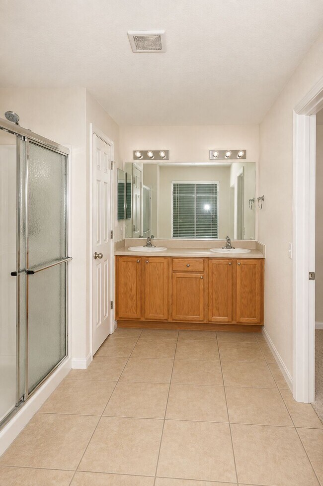 Photo - 5325 SW 42nd Pl
