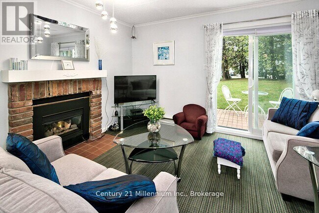 Photo - 15 Dawson Dr