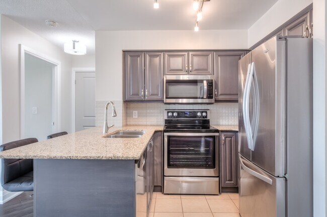 Photo - 18 Valley Woods Rd Unit 606