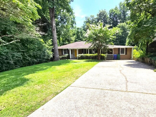 Photo - 3022 Templewood Dr NE