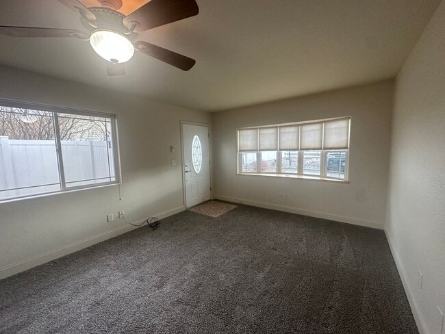 Photo - Charming 2-Bed Guest Home With All Utilities Included