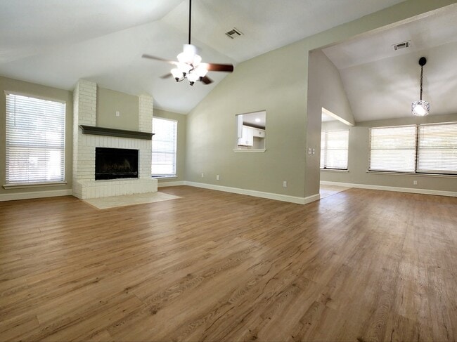 Photo - 11703 Lorene Ave