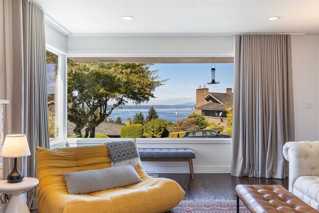 Photo - 9024 40th Ave SW Unit ID1299300P