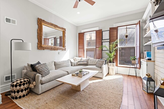 Photo - 736 Garden St