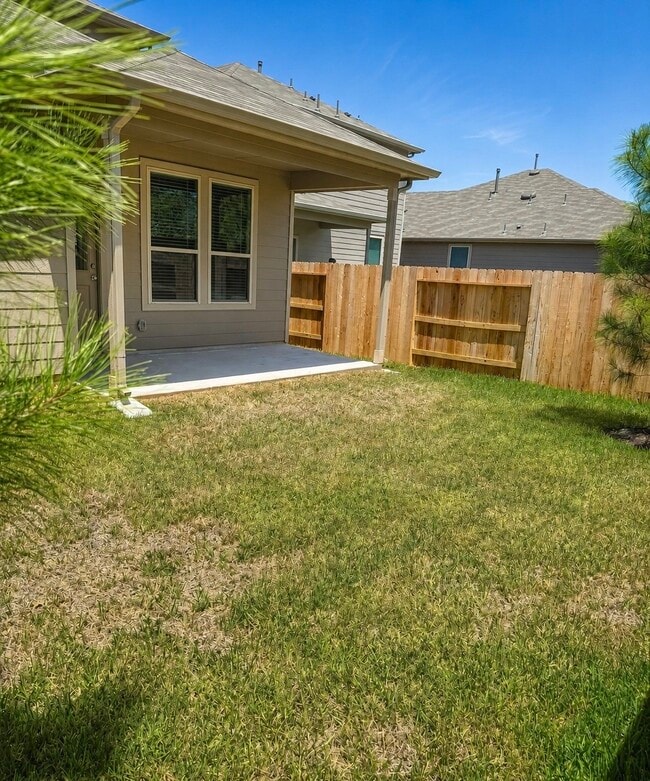 Photo - 414 Kinglet Dr