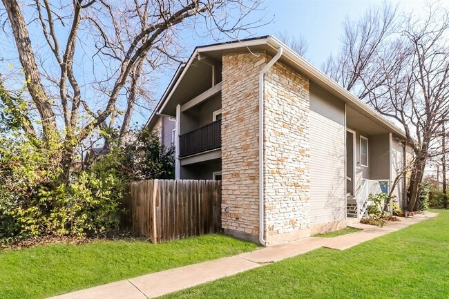 Photo - 5201 Evans Ave