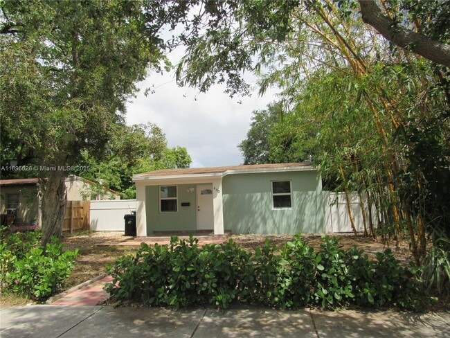 Photo - 440 NW 15th Ave