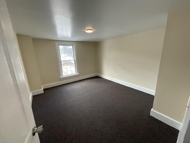 Photo - 544 Smith St