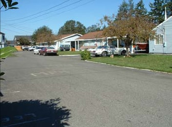 Photo - Tower Court Apartments