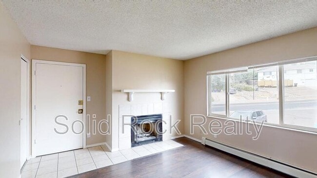 Photo - 2817 King St Unit D