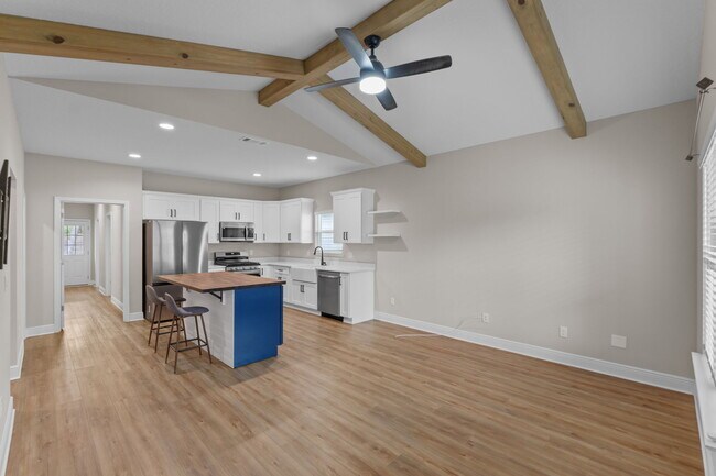 Photo - 8553 Sonnyboy Ln