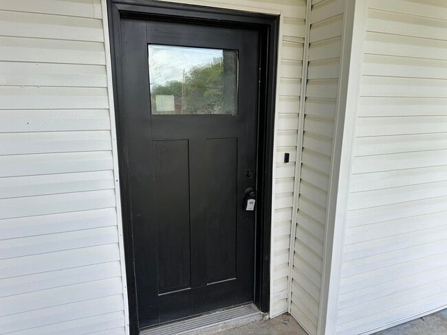 Photo - 2000 Rock St