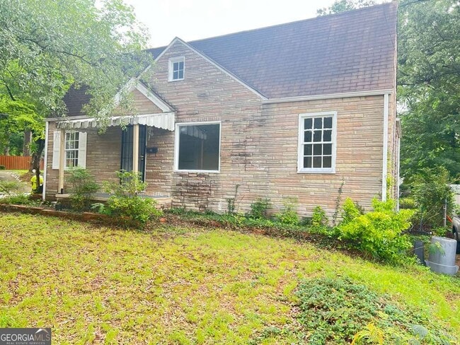 Photo - 1870 Grove Ave
