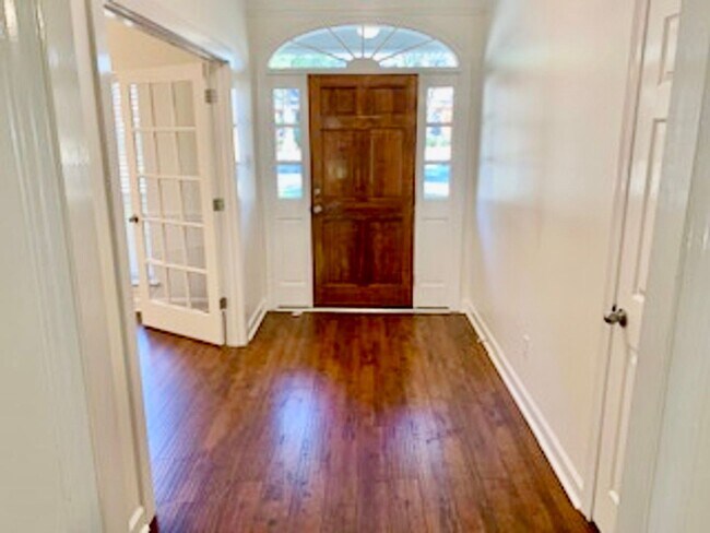 1124 Sewanee Ct