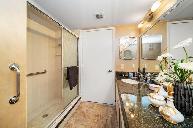 6037 Pointe Regal Cir Unit 307