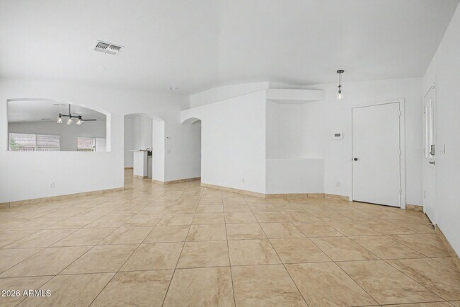 Photo - 15337 W Poinsettia Dr