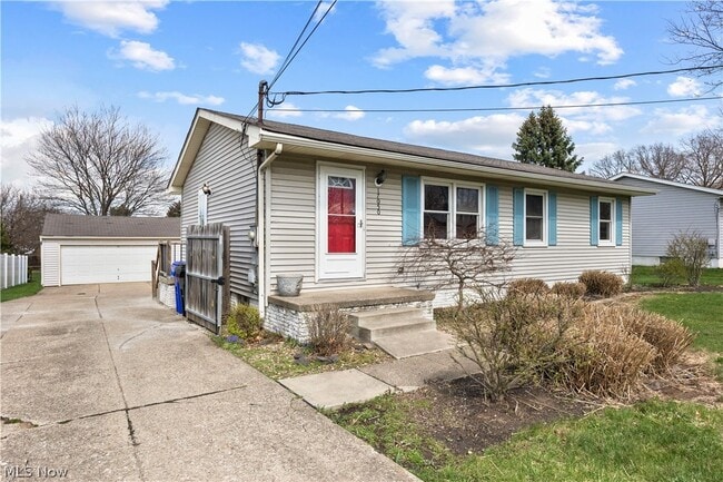 Photo - 17050 Sheldon Rd