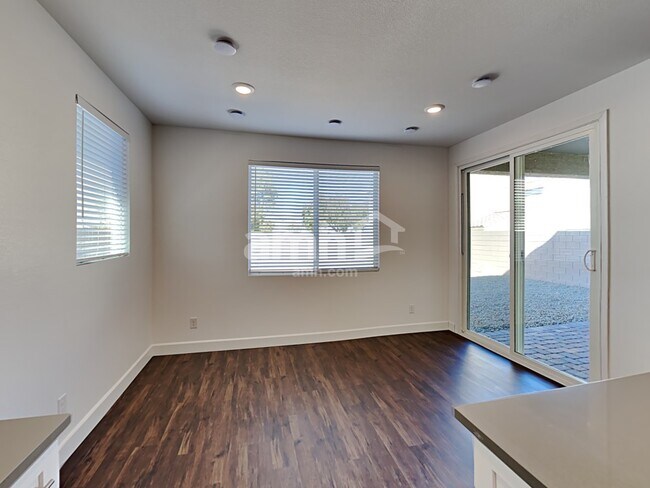 2842 Hot Cider Ave