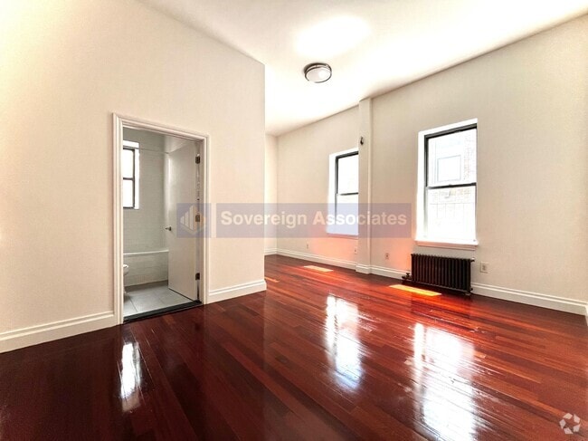 Building Photo - 611 W 137th St Rental