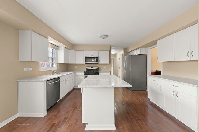 Photo - 1315 Jane Ave