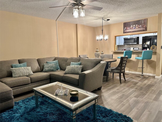 Photo - 4156 Inverrary Dr Unit 205