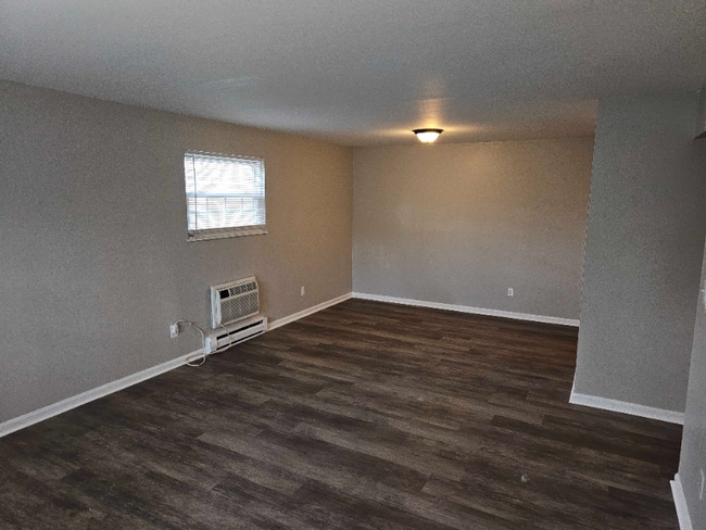 Photo - 5856 Highview Dr Unit 03