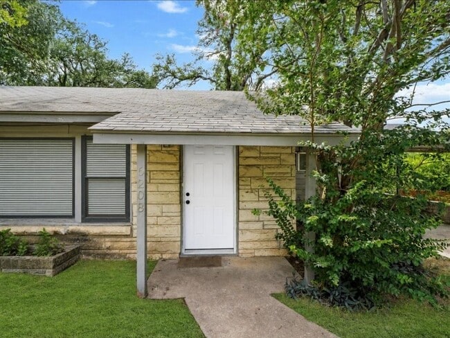 Photo - 6208 Walnut Hills Dr
