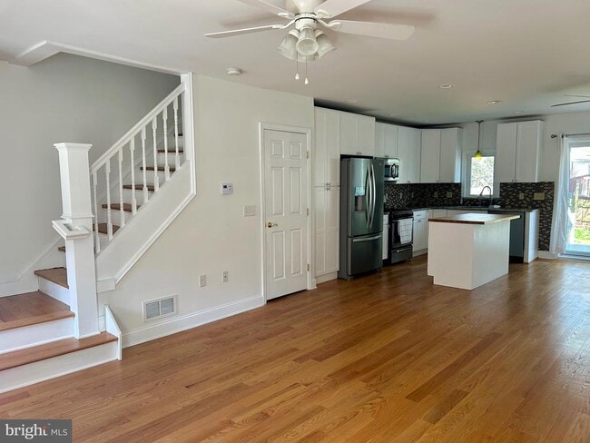 Photo - 438 Geddes St