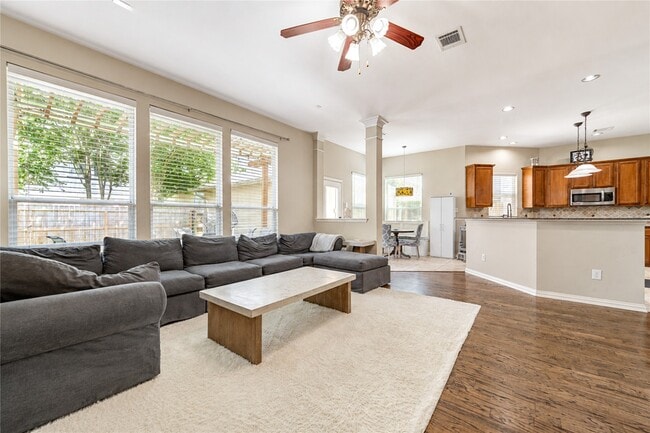 Photo - 1332 Dorothy St