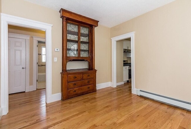 Living Room w/ BuiltIn