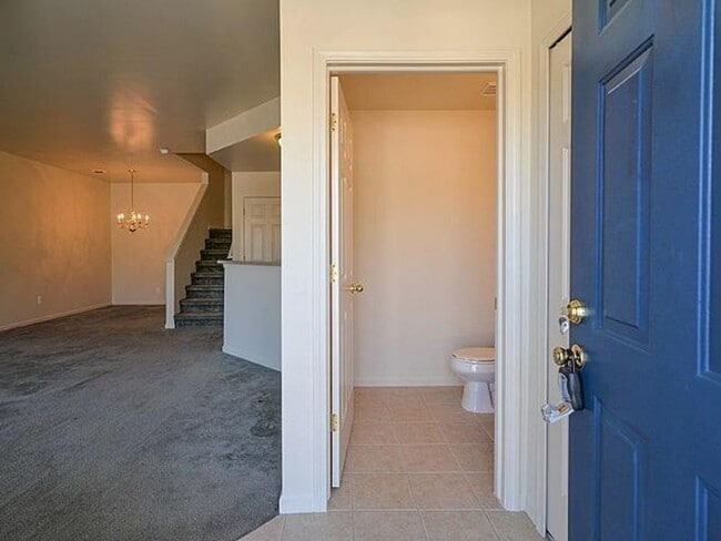 2076 Cloverly Ln