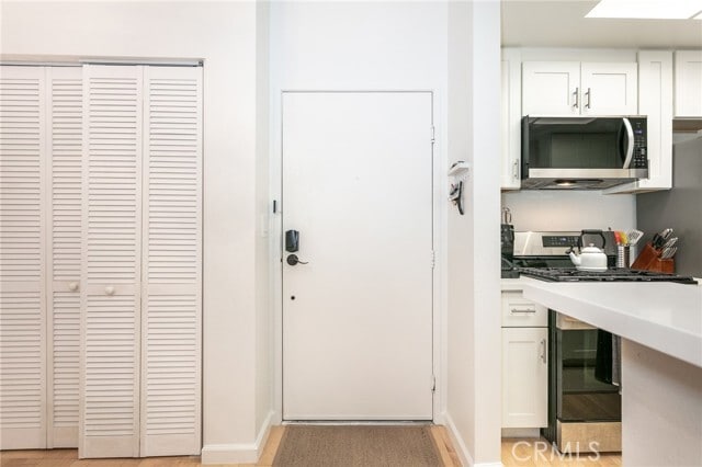 Photo - 19350 Sherman Way Unit 124