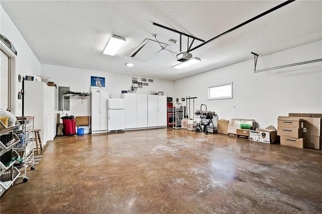 Photo - 15 Glenbrook Ln