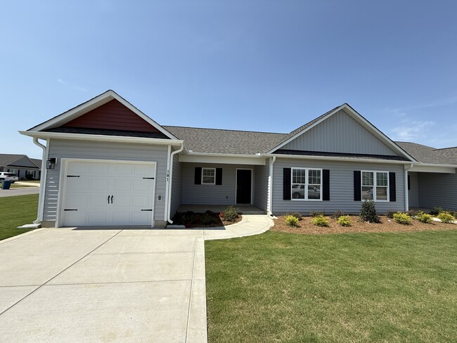 Photo - 101 Berkshire Cir House