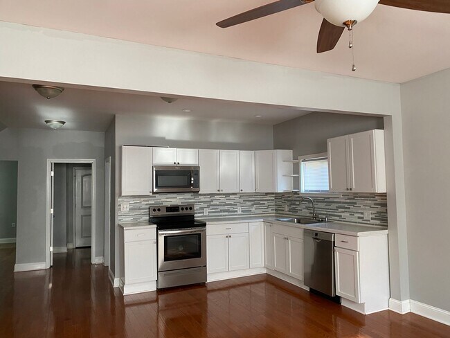 Photo - 2640 Findley Ave Unit 2640