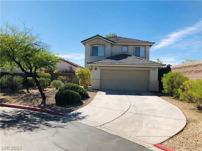 Photo - SUMMERLIN BEAUTY WITH TONS OF UPGRADES*3 LARGE BEDROOMS*COMMUNITY POOL*