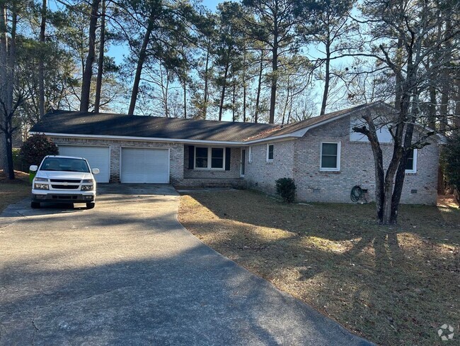 Building Photo - 10 Coatesdale Cir Rental