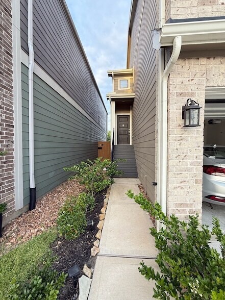 Photo - 7826 Starfish Arbor Dr