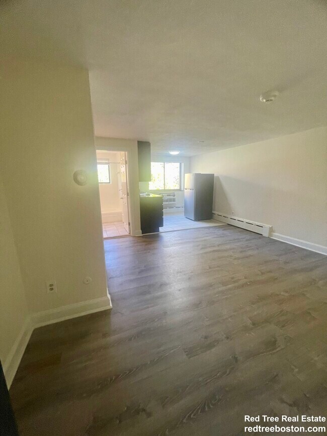 Building Photo - 15 Chester St