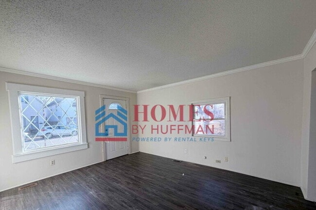 Photo - Spacious One Bedroom House | Garage | Fenced Yard