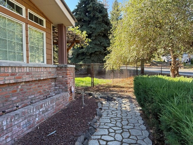 Photo - Beautiful 1 bed 1 bath home close to Spoka...