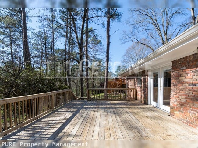 Photo - Price Drop Alert!   3 bed 1/5bath Home. Av...